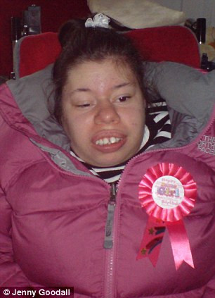 Doctorii britanici, acuzati ca au lasat sa moara o tanara pentru ca "nu merita salvata"