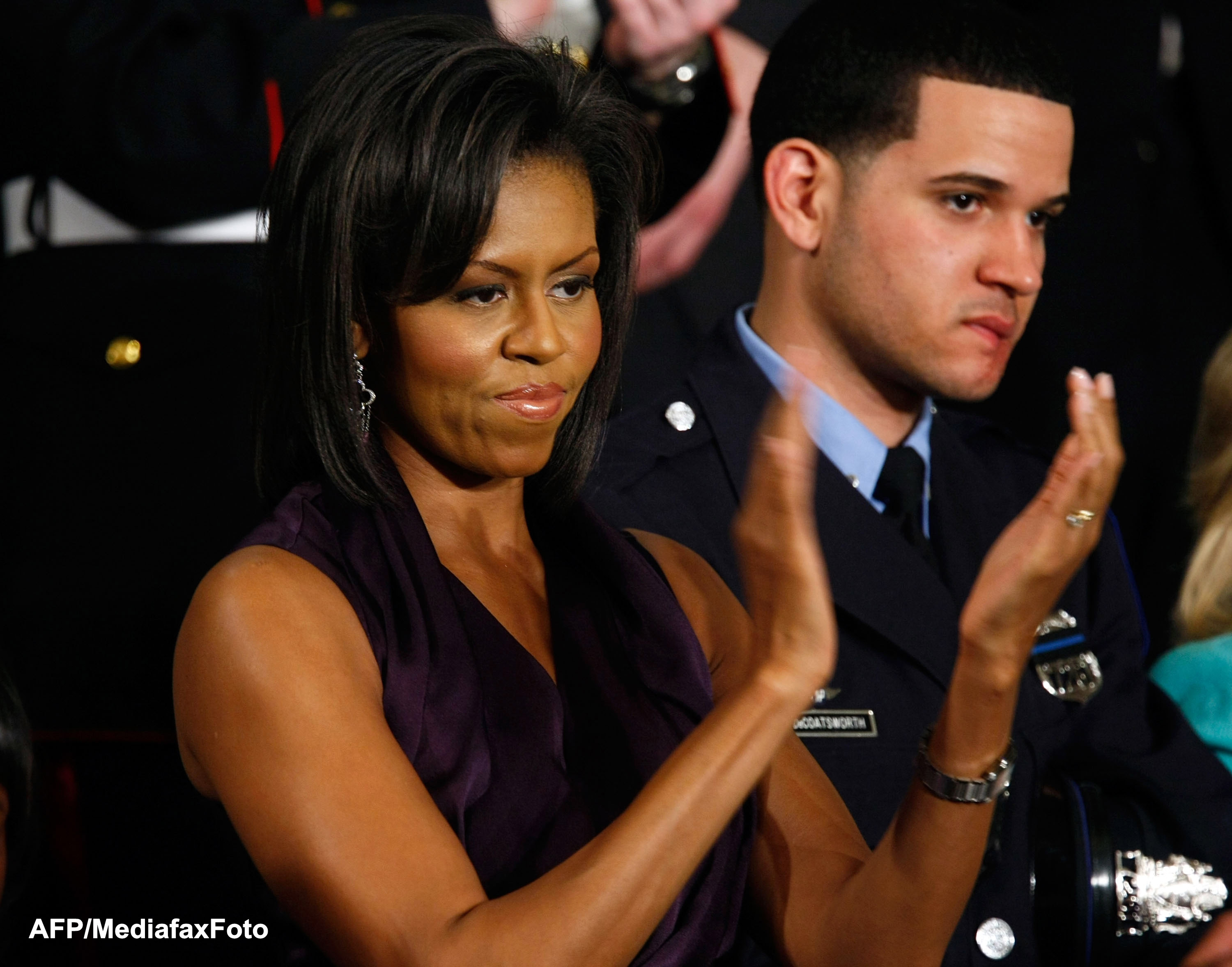 O cariera ratata. Un fost politist "erou", care a stat langa Michelle Obama, este acuzat de viol