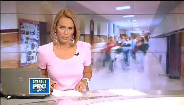 Scolile ar putea fi obligate sa raporteze lunar pe internet situatia absentelor