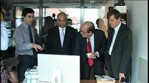 Parlamentari britanici au vizitat redactia Gandul, la invitatia campaniei "Why don't you came over?"