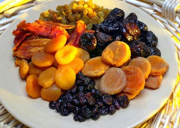 Studiu: Oamenii care consuma zilnic legume radiaza si sunt mult mai atragatori