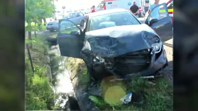 O tanara de 26 de ani a murit dupa ce a fost lovita de taximetrul din care tocmai coborase, la Iasi