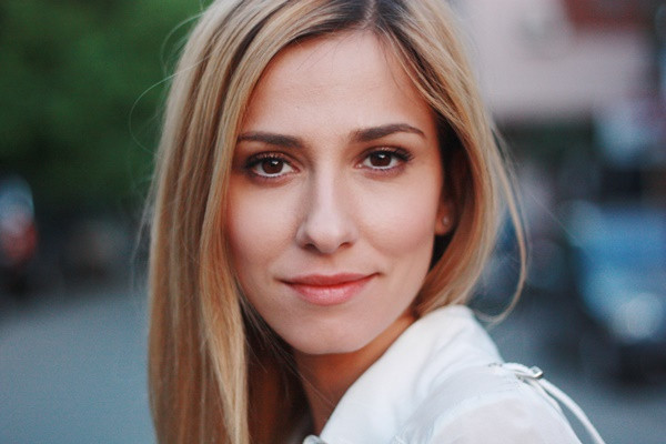 Dana Rogoz a intrat oficial in a 7-a luna de sarcina. Cum arata vedeta. FOTO