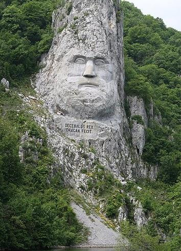 O statuie din Romania, pe lista celor mai spectaculoase din lume, alaturi de Statuia Libertatii. Este unica in Europa