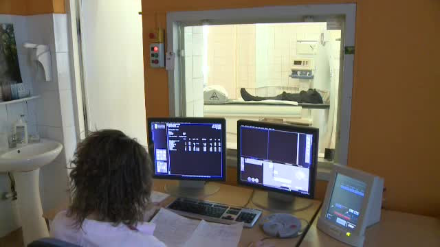 Proiect pentru marirea salariilor in Sanatate. Romanii care aleg un anumit medic de la stat, taxati