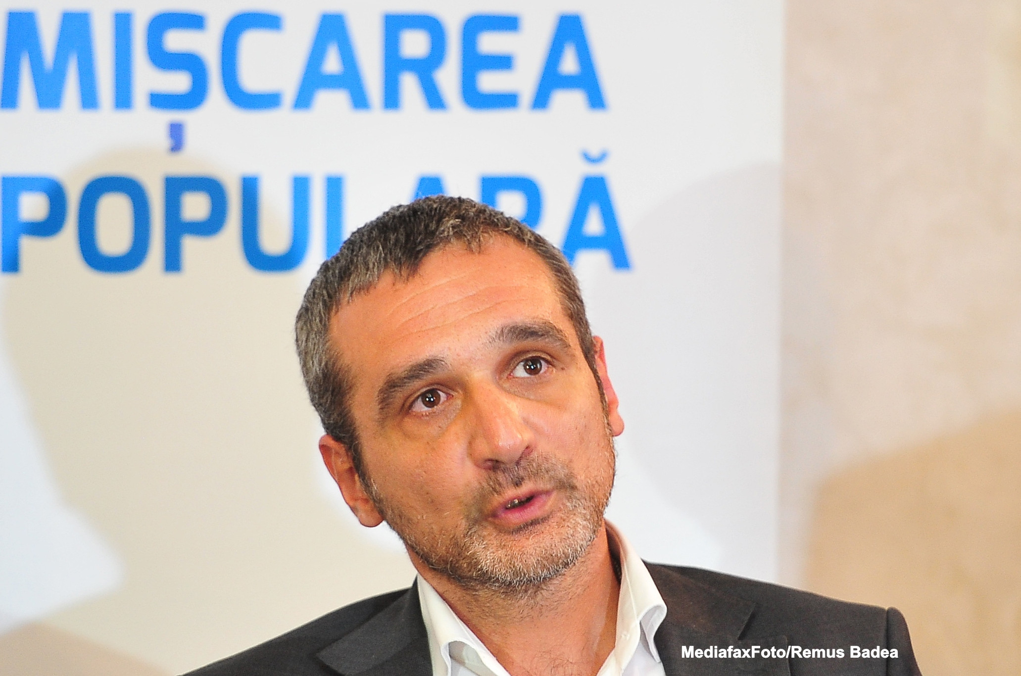 Lazaroiu: Majoritatea aderentilor fundatiei "Miscarea Populara" vor infiintarea unui partid politic