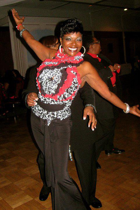 O injectie cu silicon a mutilat-o pe viata. Medicii au fost nevoiti sa-i amputeze toate membrele