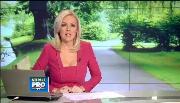 Barbatul si fiica lui, raniti de un copac cazut in Parcul Carol din Capitala, sunt in stare stabila