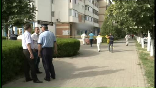 Jaf armat la sucursala unei banci din orasul Slobozia. Un barbat mascat a furat 1.000 de lei