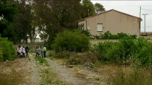 Romanii acuzati de complicitate la o dubla crima in Spania ar fi fost platiti sa comita asasinatul