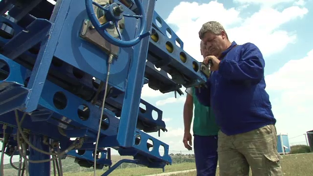 Culmea unei investitii de 10 mil. euro. Am luat sisteme anti-grindina, dar nimeni nu le poate folosi