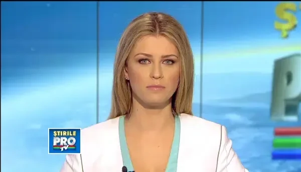 CAMERA SUPRAVEGHERE. Doua antrenoare de atletism s-au luat la bataie pe stadion, in fata elevilor