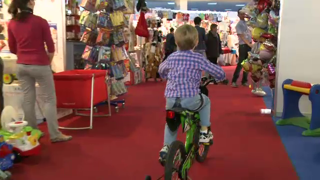 1 IUNIE, ZIUA COPILULUI. Targuri de jucarii, spectacole in aer liber si concurs de desene pe asfalt