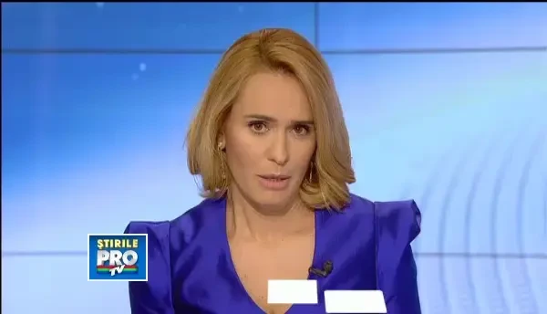 Imaginile publicate cu urmele de sange din baia lui Oscar Pistorius, locul unde si-a ucis iubita