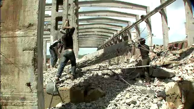 Comoara pierduta a Romaniei, partea 2. Moldomin, al doilea zacamant de cupru din tara, a ajuns santier de fier vechi. "Cand vad ce e acum, imi vine sa plang"