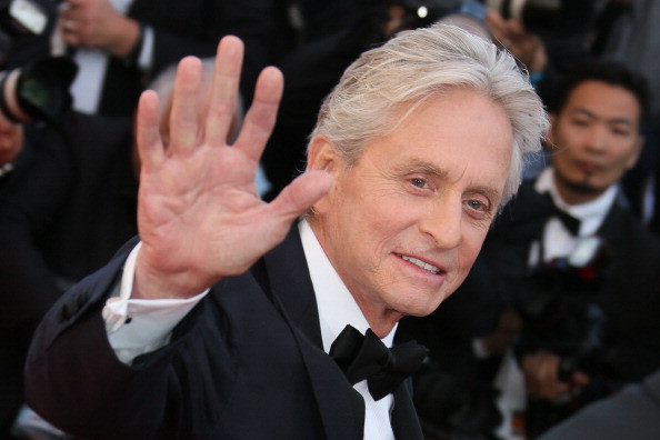 Michael Douglas: Cancerul nu a fost cauzat de sexul oral. The Guardian publica interviul audio