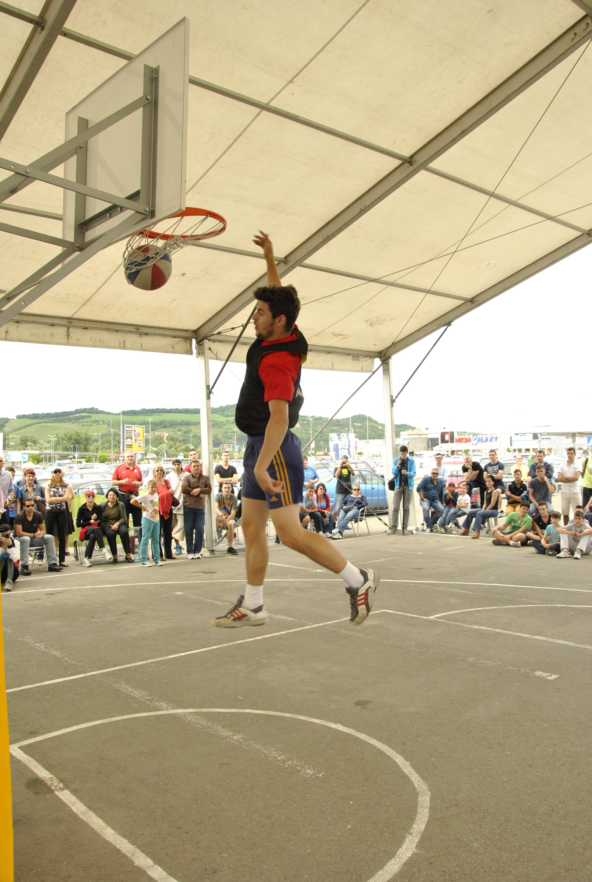 Pasionatii de streetball si-au dat intalnire la Sibiu