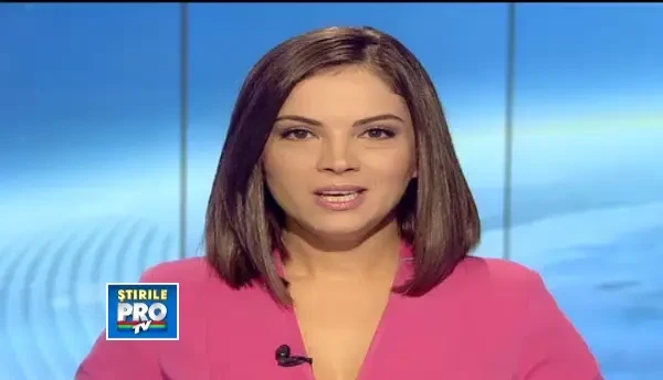 Romanul care si-a pus Audi in peretele casei. Localnicii nu au o explicatie pentru cum a ajuns acolo