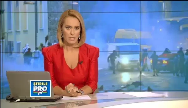 PROTESTE IN TURCIA. Mii de manifestanti au ocupat Piata Taksim din Istanbul