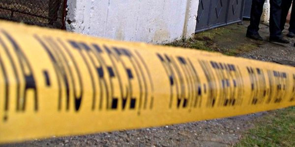 Legatura dintre barbatul impuscat de sapte ori si un politist banuit de furt, ramas fara pistol