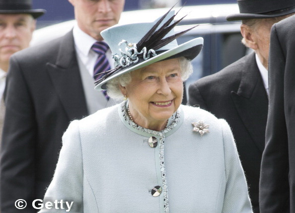 60 de ani de la incoronarea reginei Elizabeth a II-a: 2000 de invitati asista la slujba aniversara