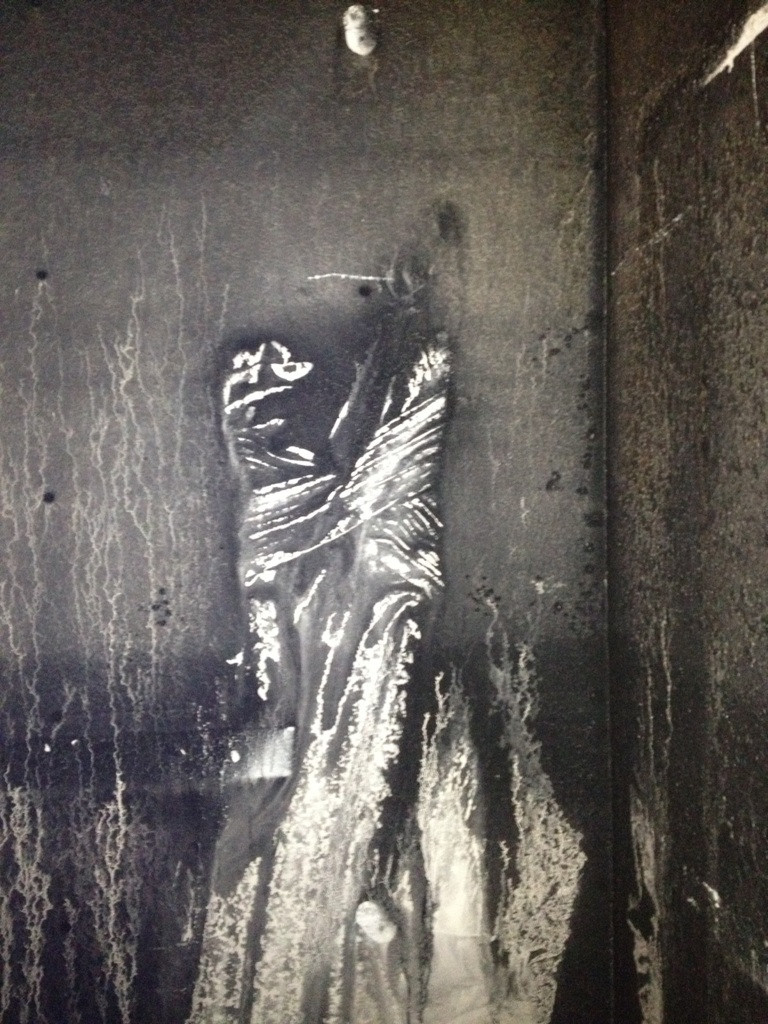 Imaginea care o va bantui toata viata pe o femeie: ce a pozat in casa dupa incediu