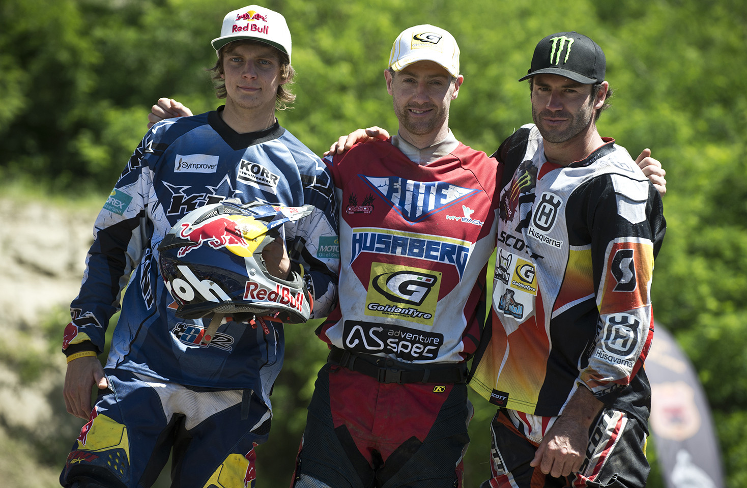 Incepe a zecea editie a Red Bull Romaniacs. Peste 350 de rideri au acceptat provocarea