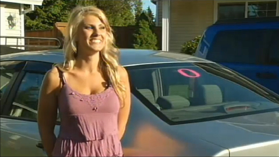 "Ne-am simtit jenati si am rosit cand ne-a spus". Ce a reclamat o tanara la politie