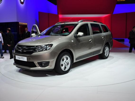 Dacia a devenit mai populara decat Jaguarul in Marea Britanie. Vanzarile din acest an depasesc deja totalul din 2013