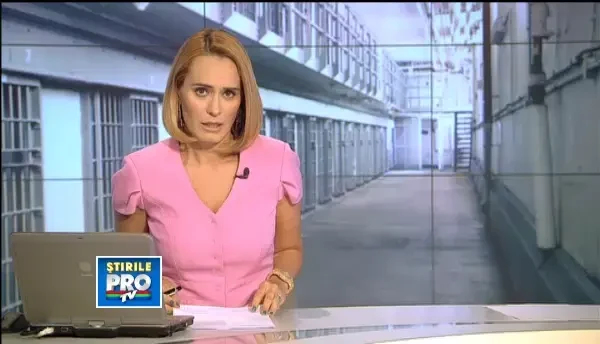 De pe jiltul de aur de la Palat, Mihai Stoica a citit mesajul scris in lacrimi de Becali in arest