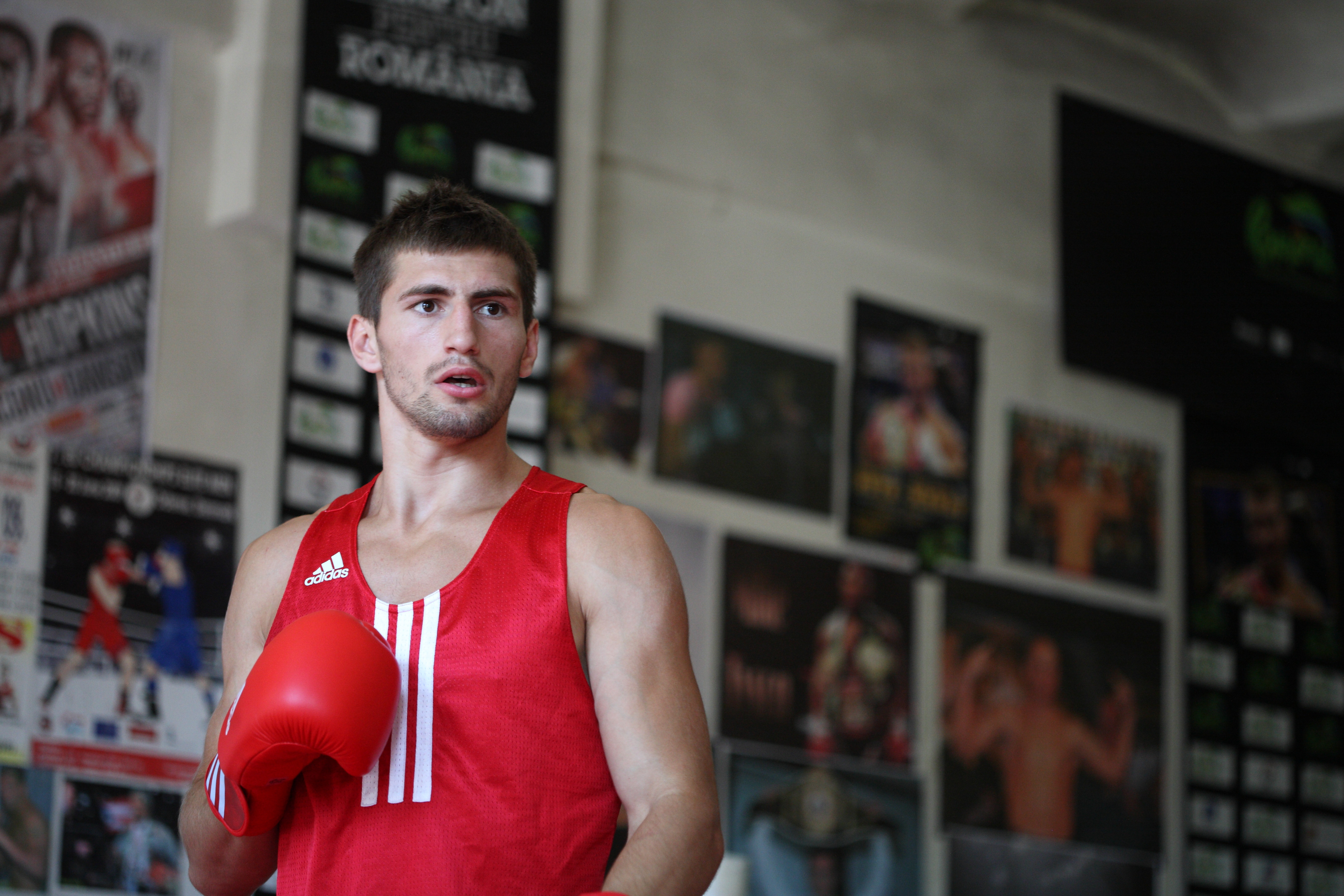 Romanul Bogdan Juratoni a castigat medalia de argint la Campionatele Europene de Box