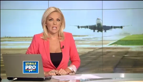 Momentul in care avionul WizzAir a aterizat de urgenta la Roma.