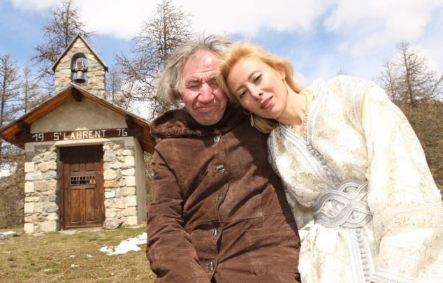 S-a casatorit cu un barbat bogat, mai in varsta cu 25 de ani. Ce a aflat dupa moartea lui