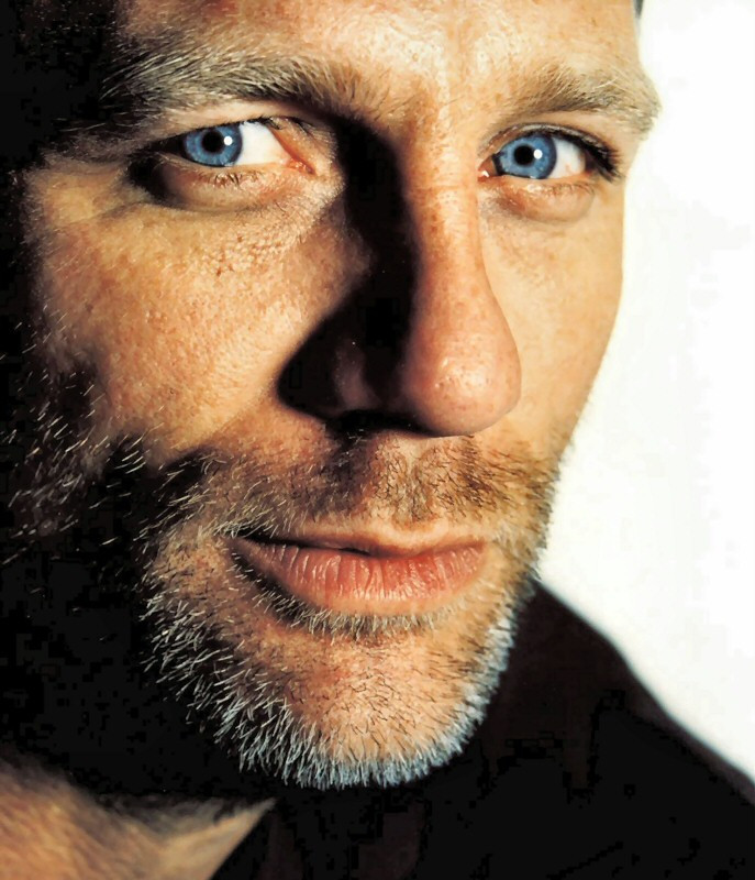 Daniel Craig