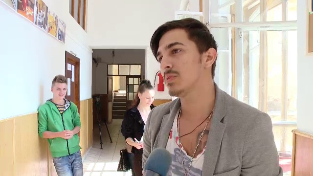 BACALAUREAT 2013. Tatuajul cu care unul dintre elevi s-a prezentat la proba orala de limba romana