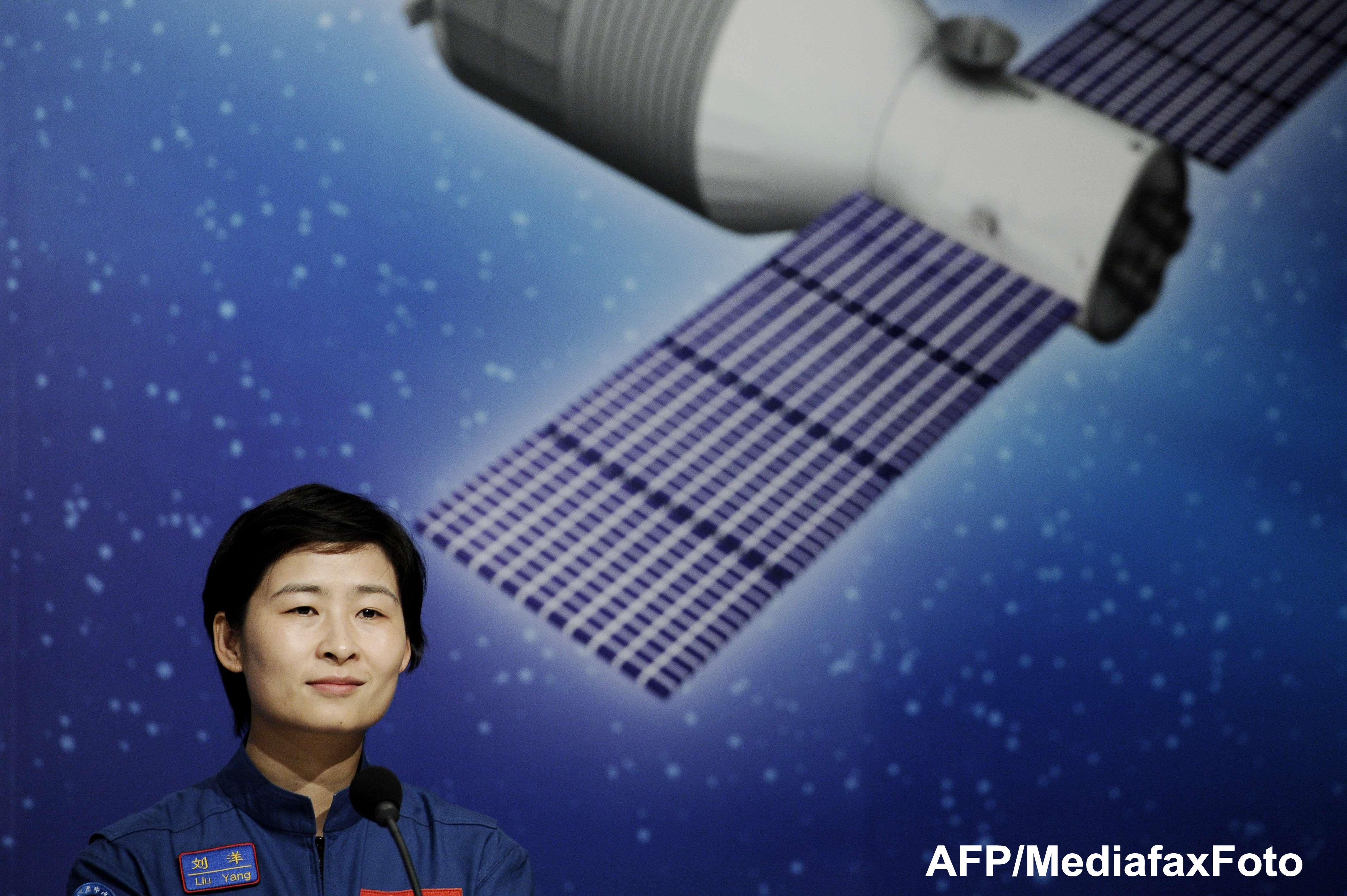 Cucerirea spatiului cosmic. China a lansat o racheta cu 3 astronauti la bord