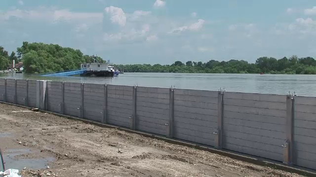 Cod galben de inundatii pe rauri din jumatatea de est a tarii, pana vineri seara