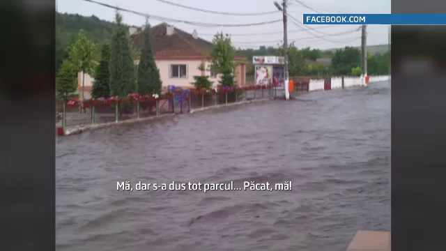 Imaginile dezastrului din Dobrogea. Comuna in care strada principala s-a transformat intr-un rau