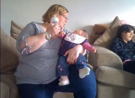 Ii era teama sa urce in avion din cauza ca era prea grasa. Acum, nimeni nu o mai recunoaste. VIDEO