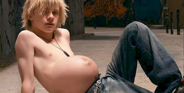 "Tati de ce arata baiatul asta asa?" Imaginea care i-a revoltat pe locuitorii din Chicago