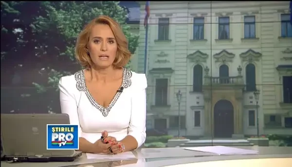 "Blonda" care a aruncat Guvernul Cehiei in criza. E anchetata dupa ce a filat-o pe sotia premierului