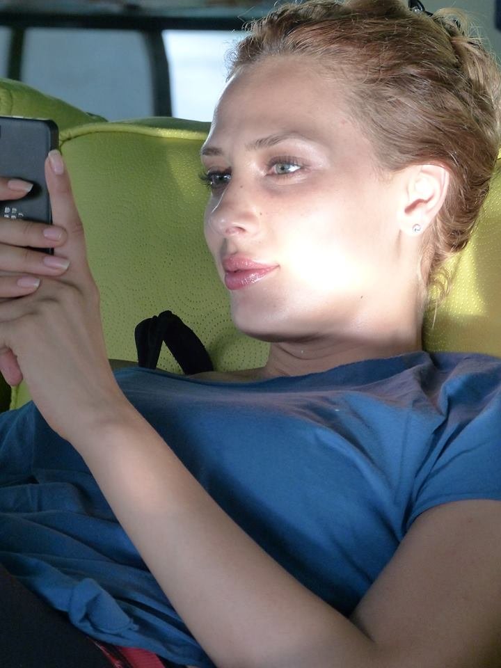 Iulia Vantur, Facebook, nemachiata