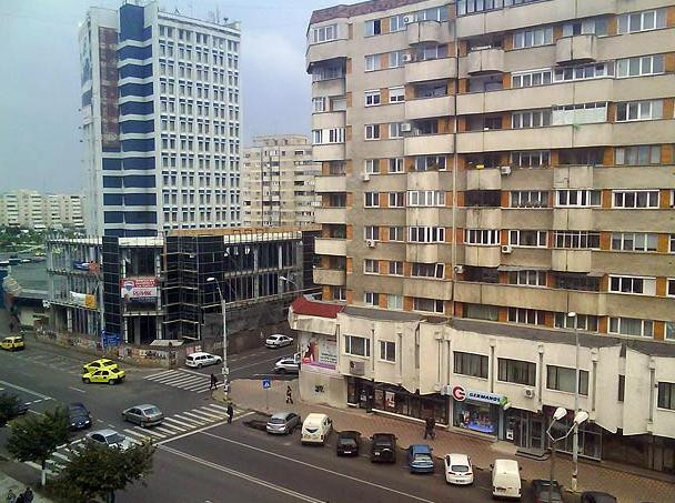 The Sun: "Bacau, capitala furturilor din bancomatele englezesti". Cum se vad schimbarile din oras