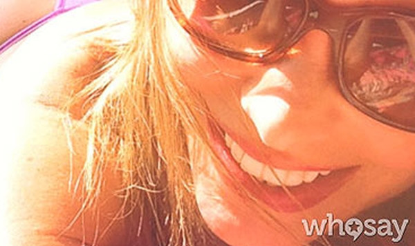 Sofia Vergara are un zambet de milioane, dar ochii tuturor au fugit in alta parte. FOTO