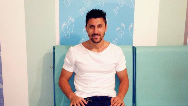 Ciprian Marica se rasfata in vacanta. La ce tratament cosmetic s-a supus. FOTO