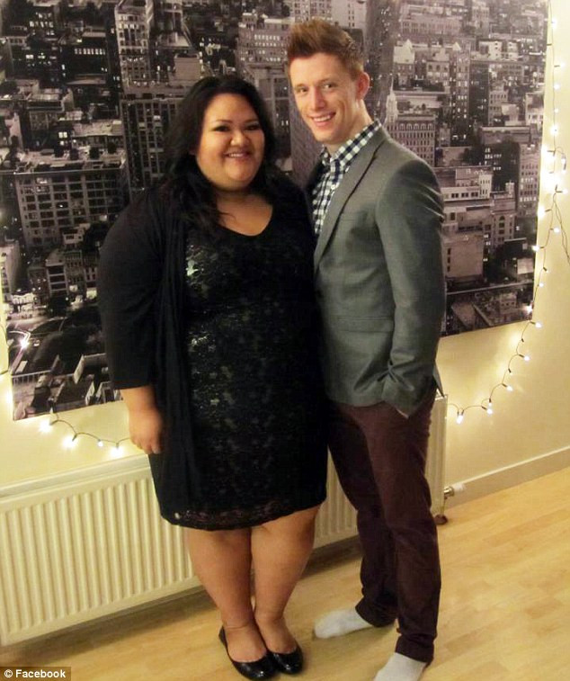 Ce mesaje a primit o tanara obeza dupa ce a pus pe internet fotografii cu iubitul slab si musculos