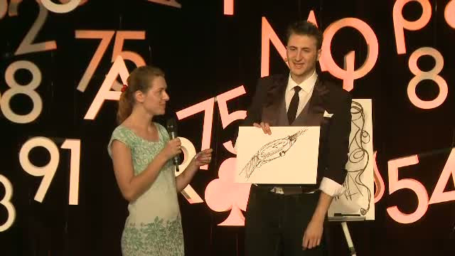 Mentalistul Vlad Grigorescu a facut spectacol la Teatrul Nottara. Spectatorii s-au declarat vrajiti