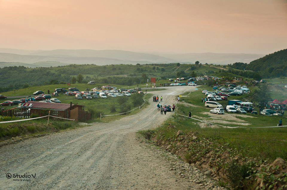 Se tureaza motoarele. Transilvania Rally tinteste competitiile internationale. Programul probelor