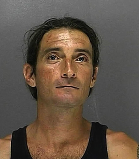 Aflat la prima intalnire, acest barbat a ramas fara bani si fara haine. Oare cum ar fi fost a doua?