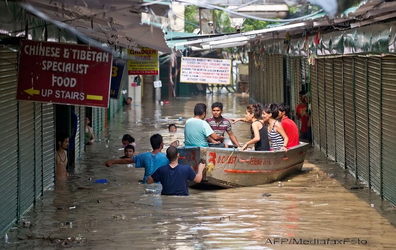 India, inundatii - 7
